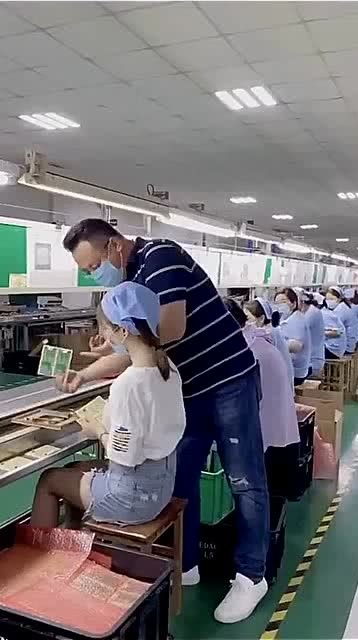 別再說電子廠沒有出息，十年后二舅竟成廠里股東，年入一套房 新一代家用電器的研發之路